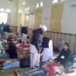 Egitto: terroristi takfiri attaccano moschea, più di 300 martiri