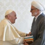 “Un atto barbaro”: il Papa reagisce alla profanazione del Corano in Europa
